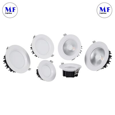 SMD Επιστρωμένο 120° Wide Beam PC Milky Diffuser Anti-Glare UGR<19 Δαμαξιμό Die-Cast Aluminum Indoor Commercial LED spot light LED Down light